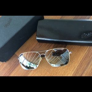 Persol polarized/photo chromatic Sunglasses 🕶